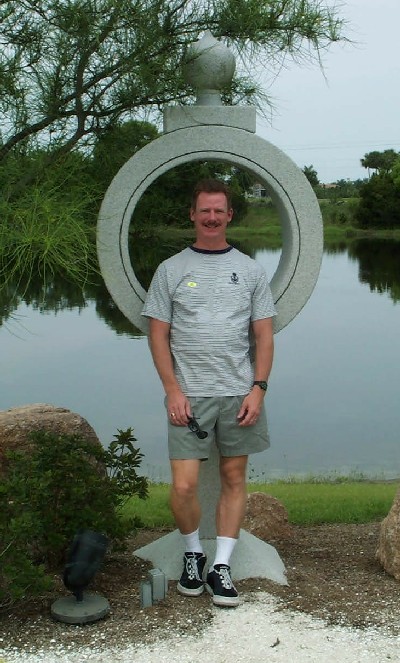 Tom_Circle